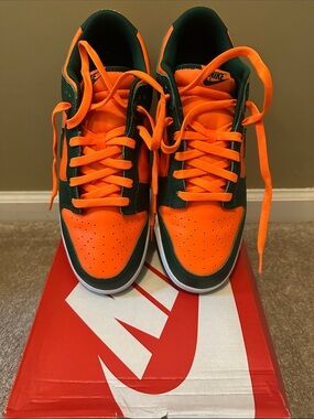 Nike Low-Top Sneakers in Bright Orange and Forest Green